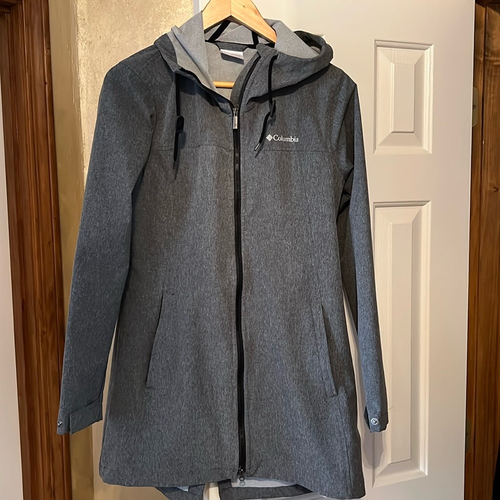 Women’s Gray Columbia Jacket | Small